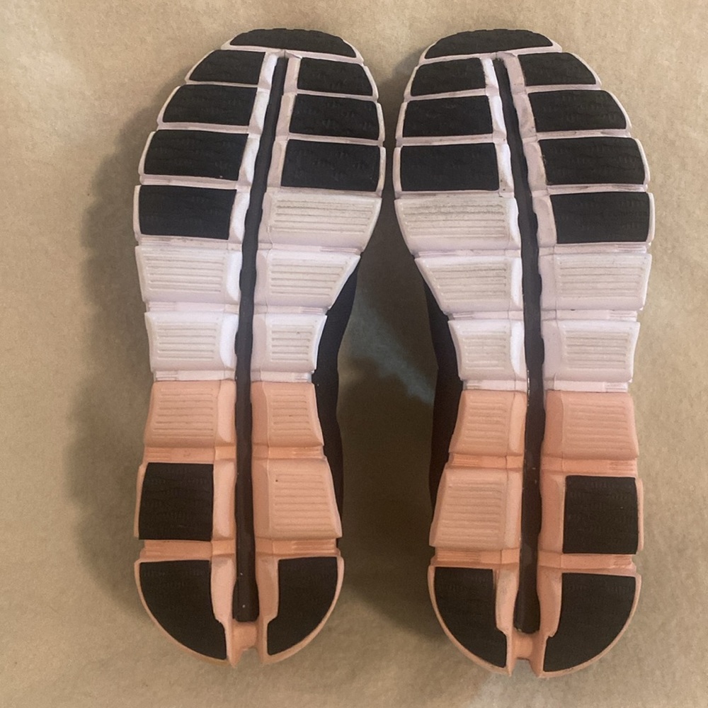 On Cloud. Cloud Flow Running Cross Training Sneak… - image 7